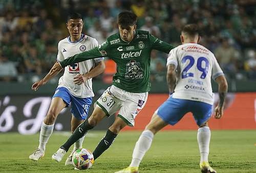 Cruz Azul çeyrek final ilk maçında avantaj yakaladı; Leon'u 3-2 yendi