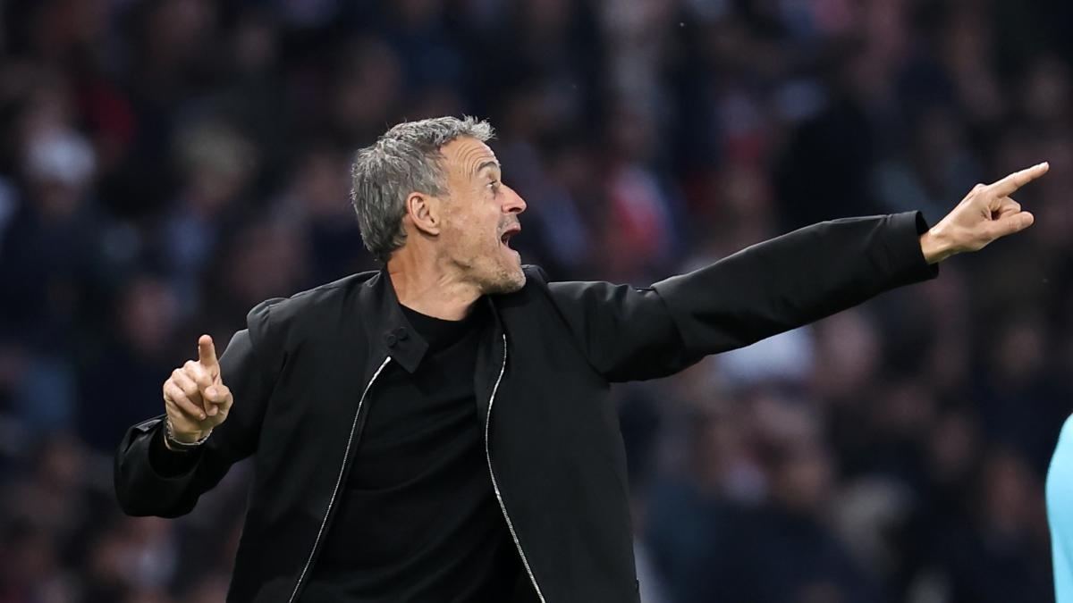 Luis Enrique, el genio que camina descalzo