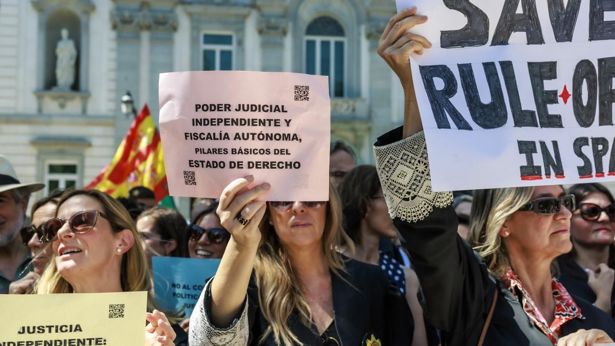 The majority of judges support a three-day strike starting today.