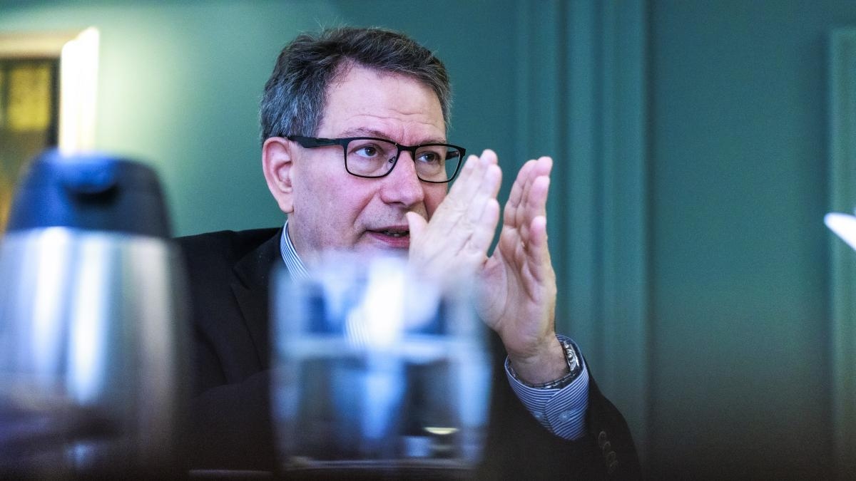 Роберт Д. Каплан: «Возможно, на Украине наступит мир или к власти придет новый китайский лидер, но текущий кризис продолжится».