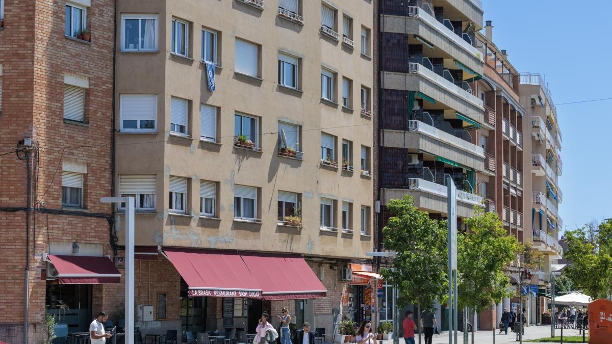Economy and Territory differ from the concept of a large housing owner