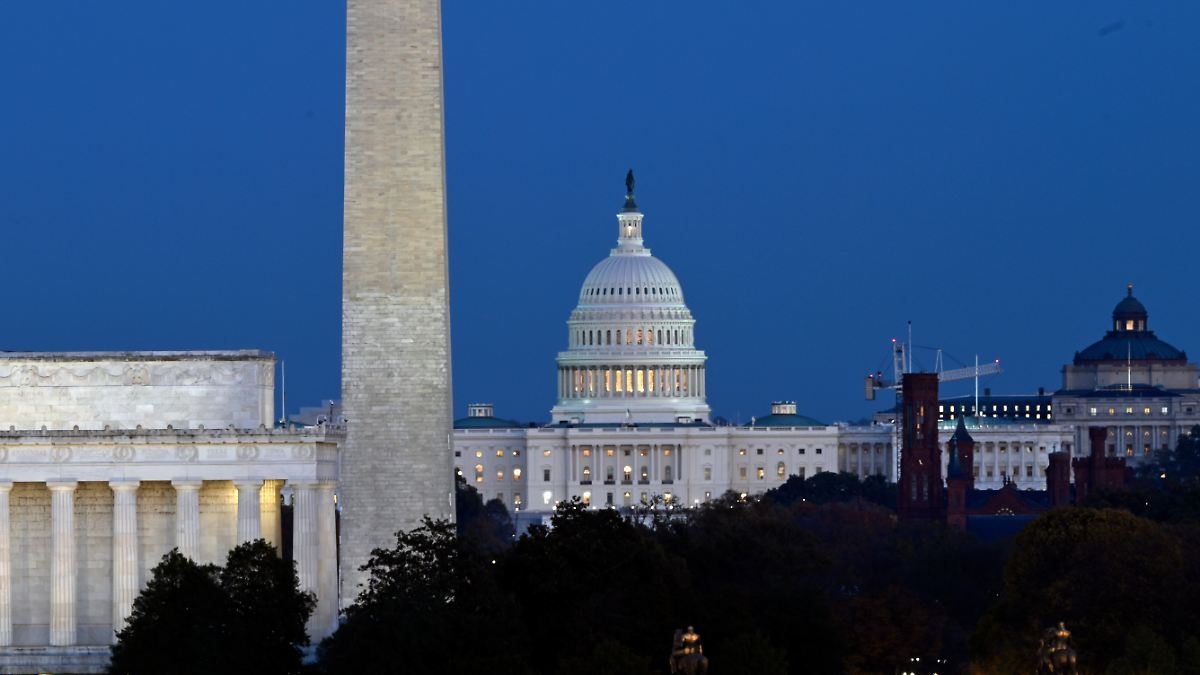 "Turning point" in talks?: Rare special session called due to US budget dispute