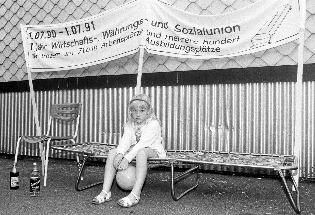 Monetary union between the GDR and the FRG | Woe to the loser...