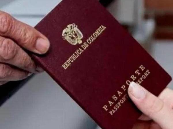 Dikkat: Pasaportunuzu aldığınızda yapmanız gereken ilk şey budur