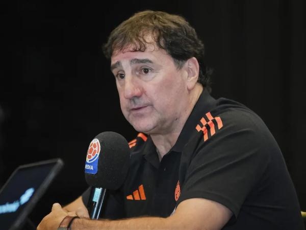 Президент FCF принял решение о будущем Нестора Лоренцо.