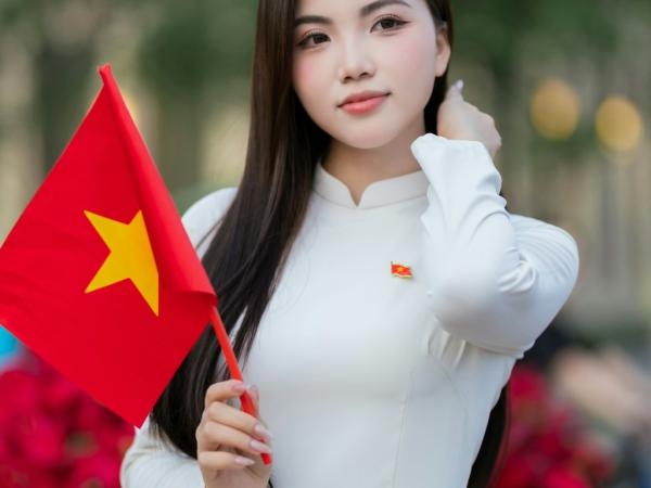 Китай запрещает инфлюенсерам обсуждать вопросы здоровья и финансов без профессиональной аккредитации.