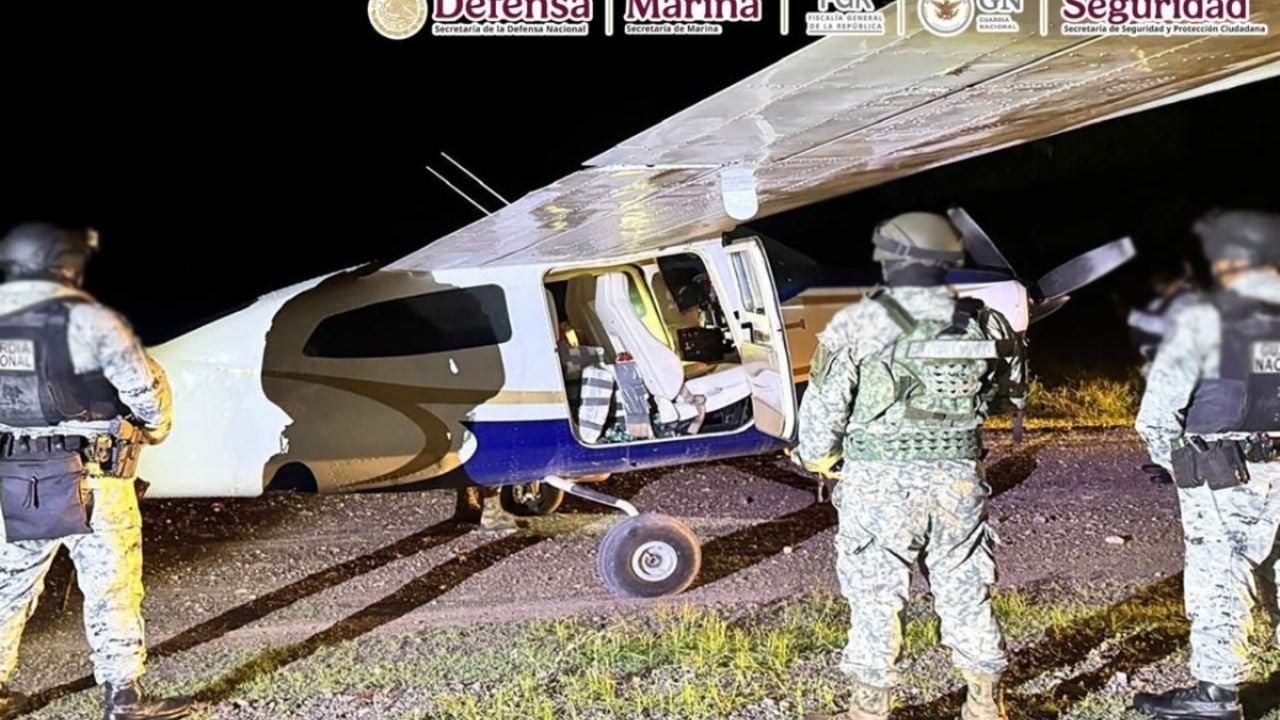 Самолет с 427 кг кокаина перехвачен в Текомане, Колима