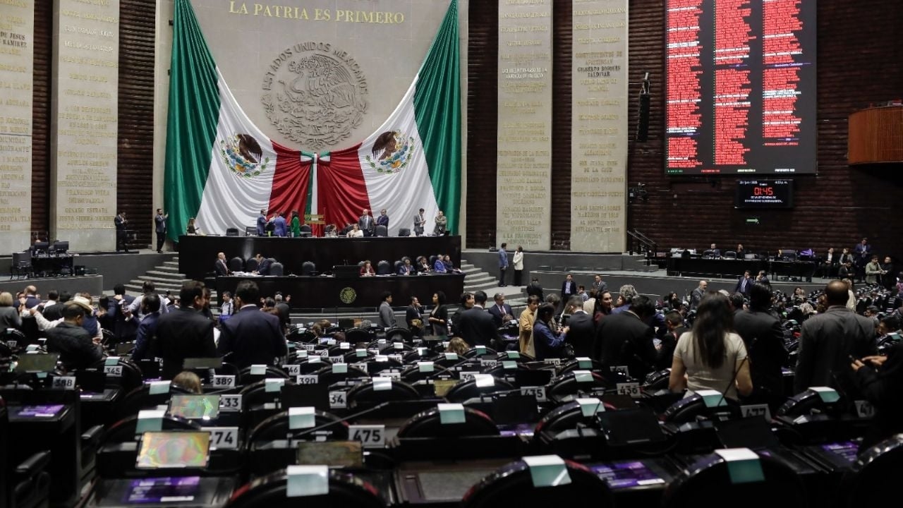 Morena in Congress, a closure of successive scandals