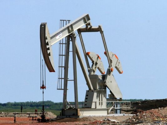 Trump impulsa la perforación petrolera en la reserva natural de Alaska