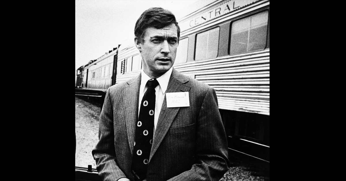 Lo que se sabe sobre el donante solitario que ofrece ayudar a pagar a las tropas en medio del cierre