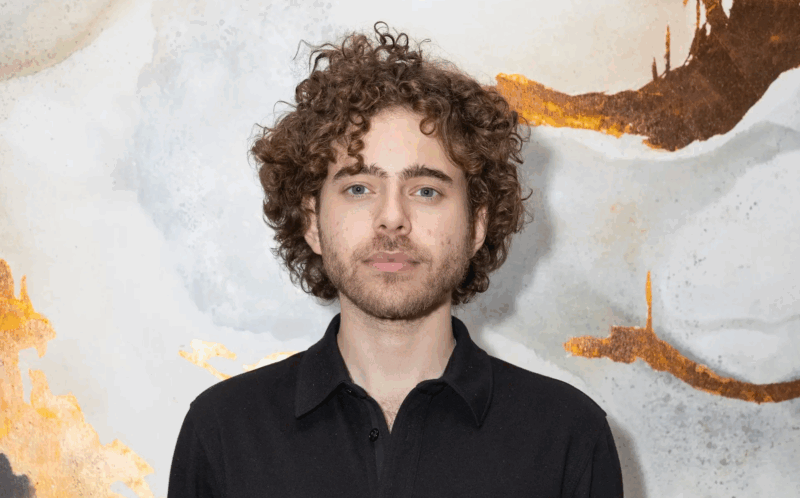 Bu fikir onu 27 yaşında dünyanın en genç kendi kendini yetiştirmiş milyarderi yaptı