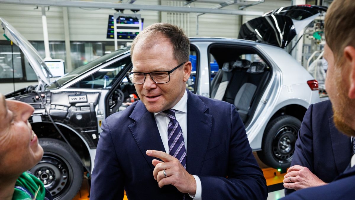 Elektroauto: Umweltminister Carsten Schneider will Gutverdiener von möglicher Kaufprämie ausschließen
