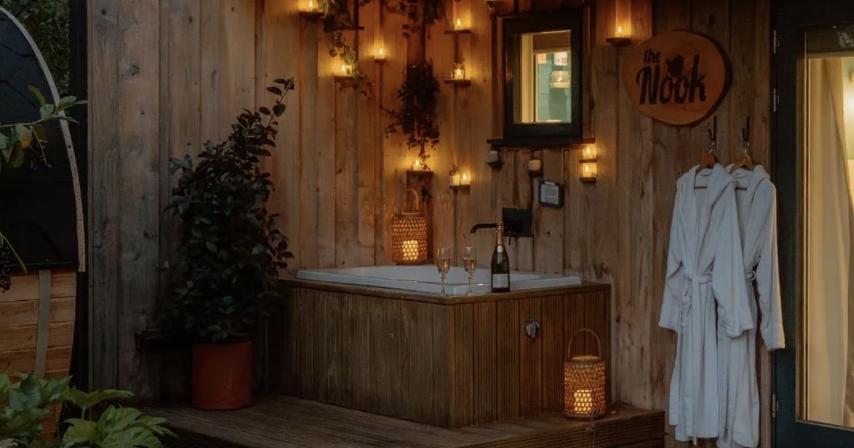 Hundefreundliche Waldhütte mit Sauna und Außenbad – perfekt für einen Herbsturlaub