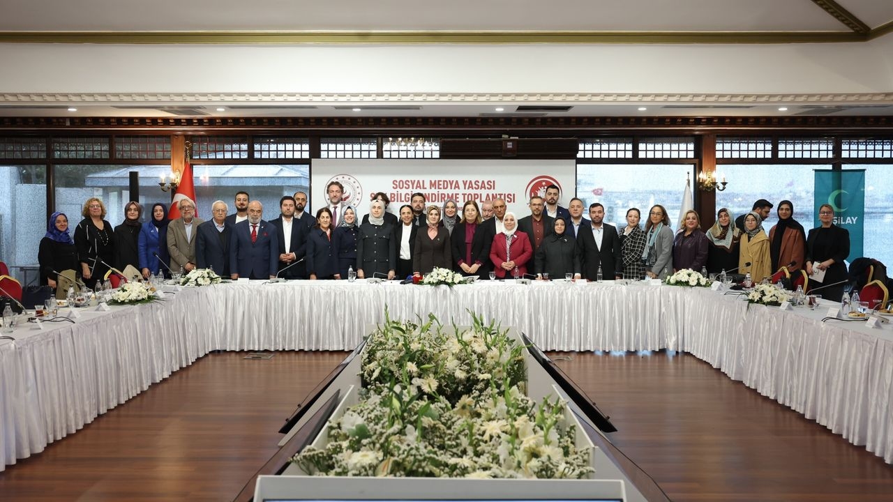 Bakan Göktaş STK temsilcileriyle biraraya geldi