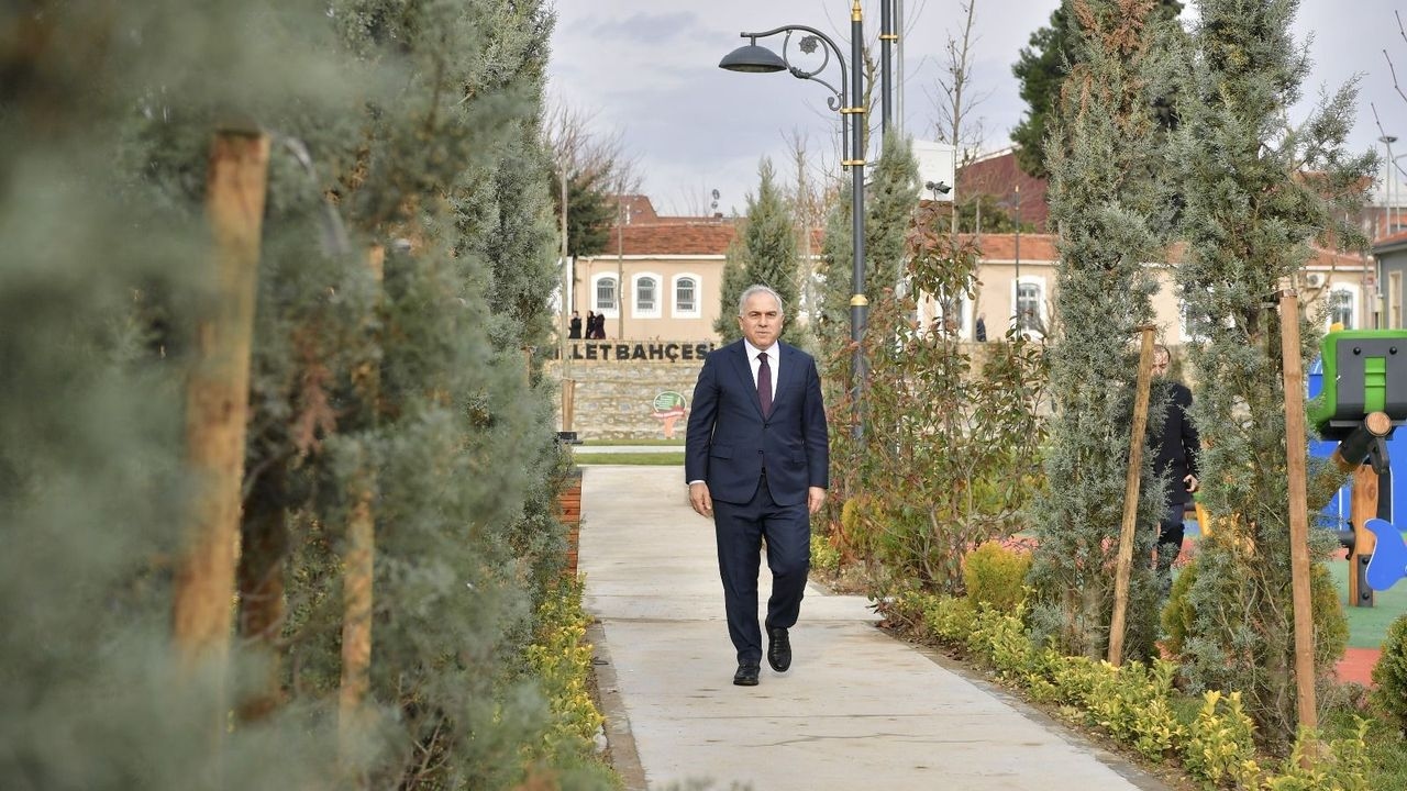 Grüne Mobilisierung in Fatih: 2.500 Bäume wurden gepflanzt