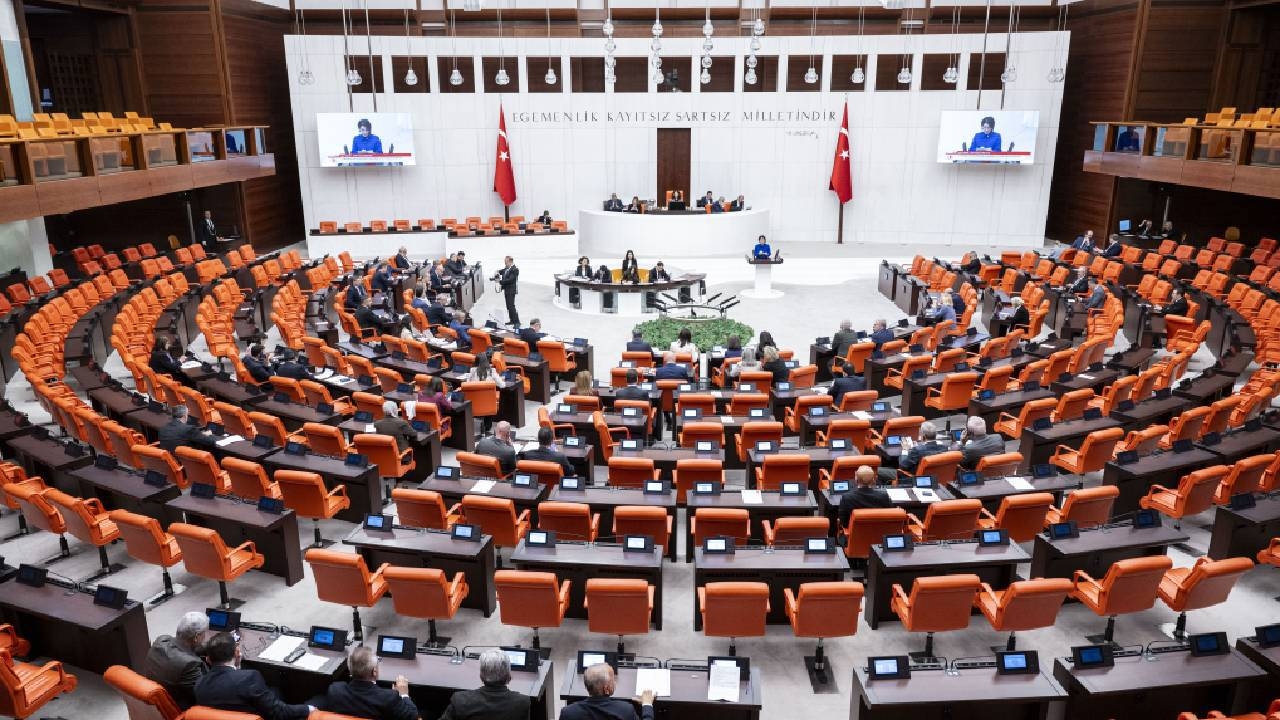 Yurtdışından elde edilen kazanca vergi istisnasını da içeren kanun teklifinin ilk 5 maddesi kabul edildi