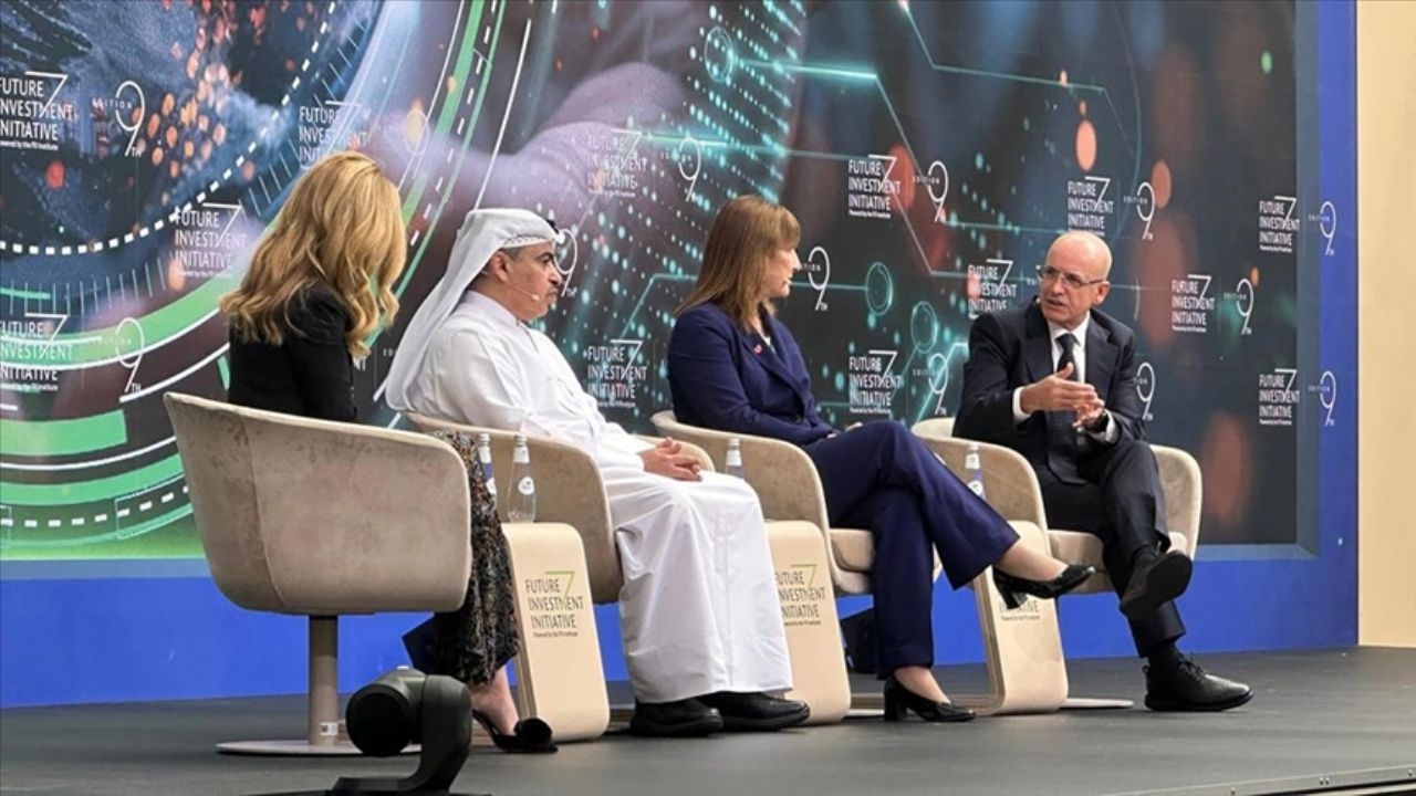 Şimşek: "Estamos en un período de reducción de riesgos, no de ruptura con la globalización".